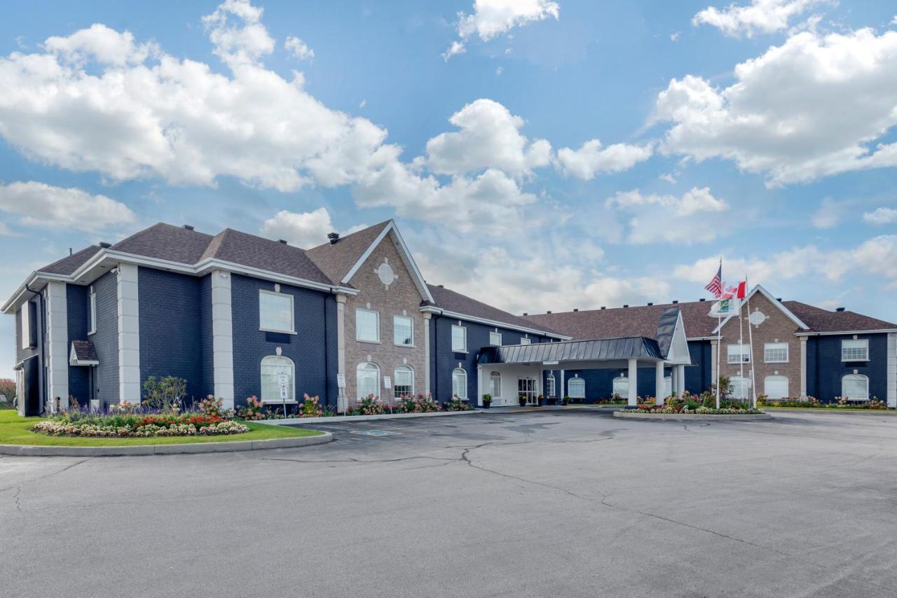 Quality Inn & Suites Oakville Phòng bức ảnh