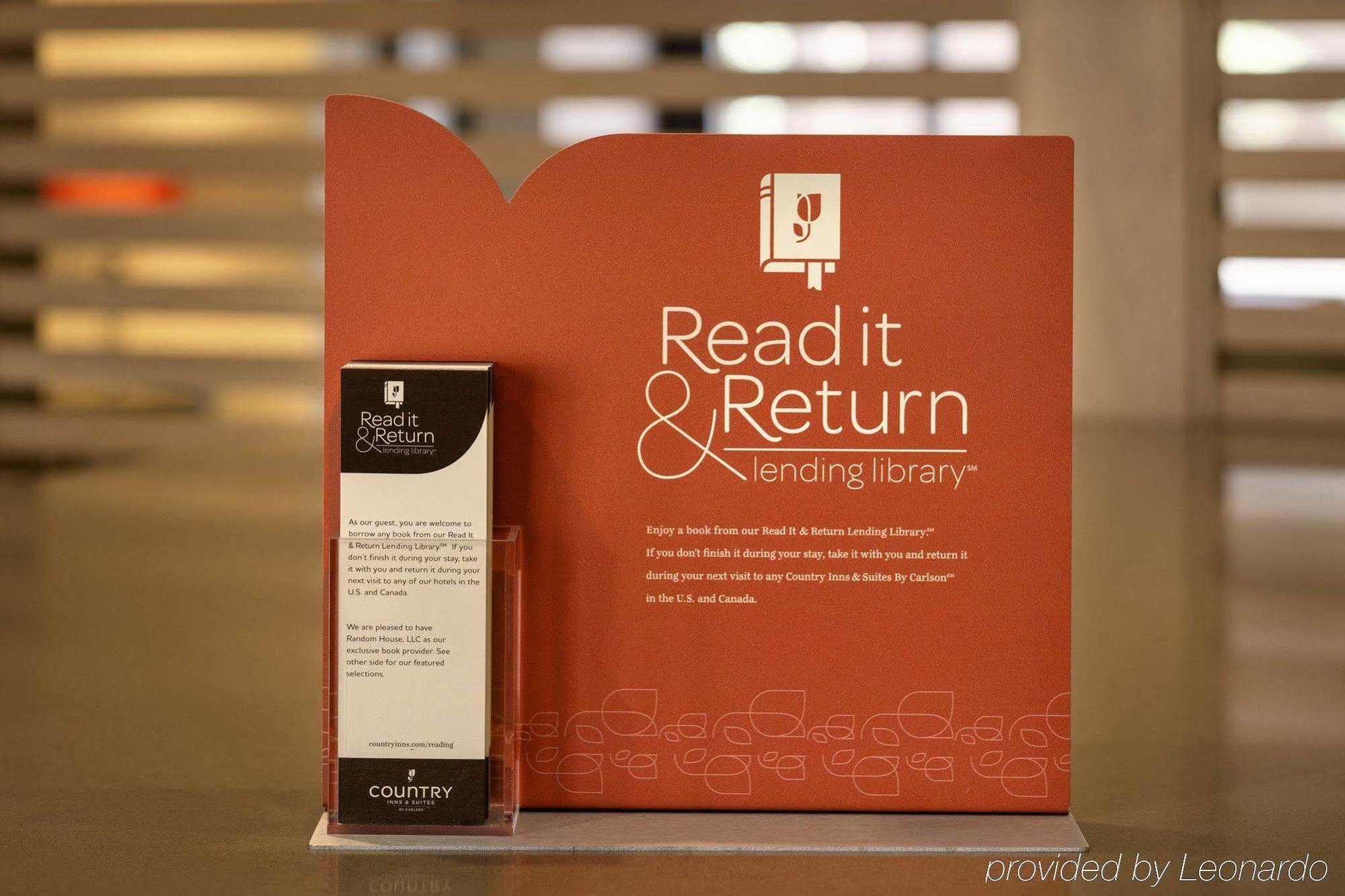 Quality Inn & Suites Oakville Ngoại thất bức ảnh