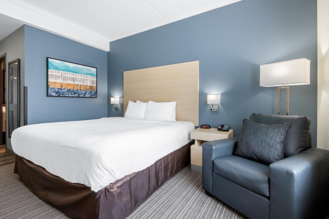 Quality Inn & Suites Oakville Ngoại thất bức ảnh